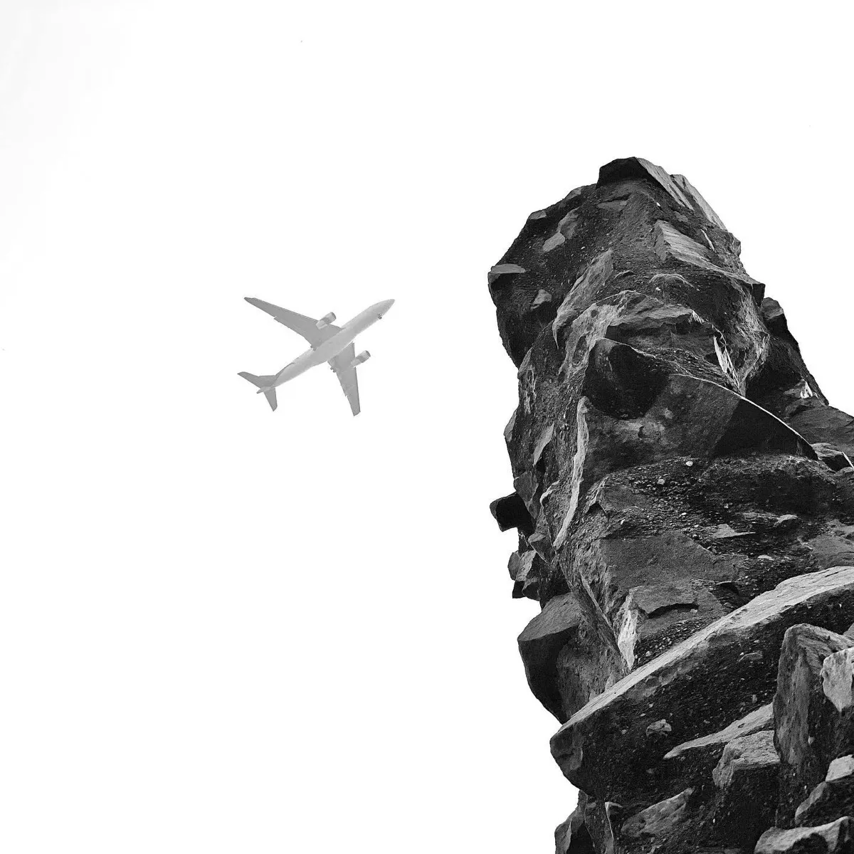 Aircraft photo 3